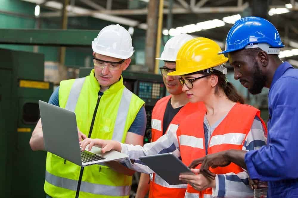 safe warehouse operations communicated by a warehouse associate